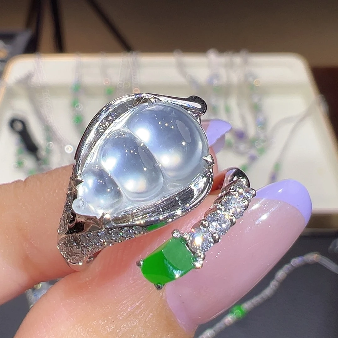 翡翠18K金镶嵌戒指翡翠