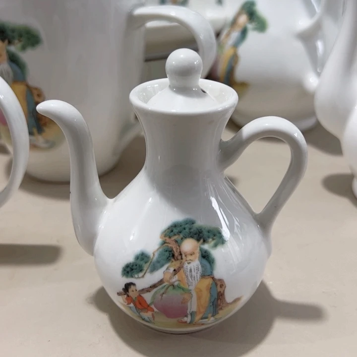 如***兔瓷片陶瓷制品寿星小小壶100毫升