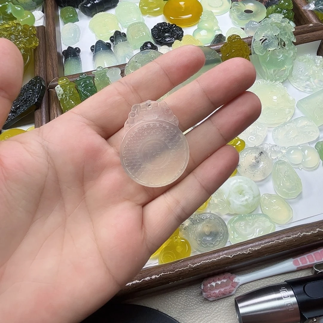 未镶嵌岫玉吊坠(不含链)