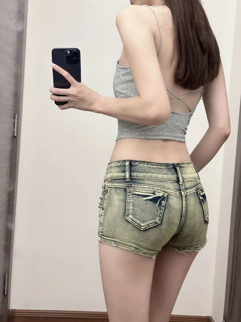 美式辣妹性感低腰牛仔短裤女2025新款复古包臀热裤设计感超短裤子