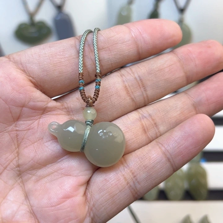 和田玉吊坠(不含链)未镶嵌万***修666