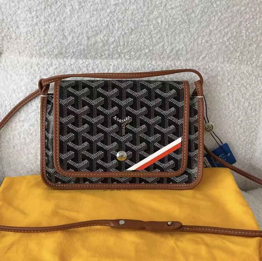 99新 Goyard 展会外场！戈雅黑棕信封包 24年