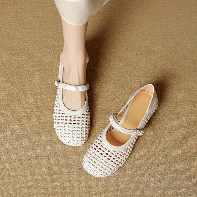 2025夏季新款编织镂空透气真皮单鞋女浅口扣带软底凉鞋复古奶奶鞋