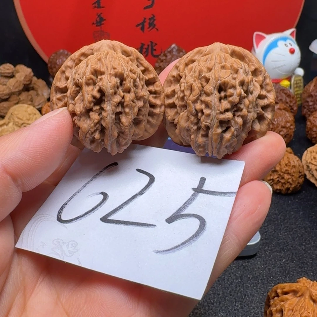 文玩核桃把件39三角楼