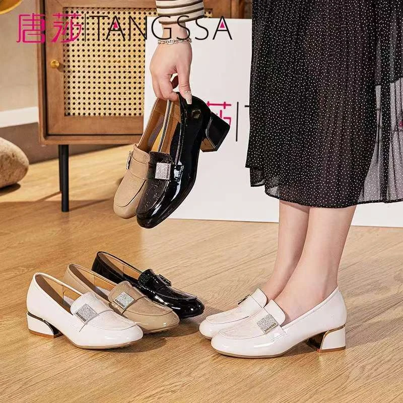 新款浅口软底粗跟跟鞋夏季时尚乐福鞋中跟亮钻饰扣皮单鞋6077鞋子