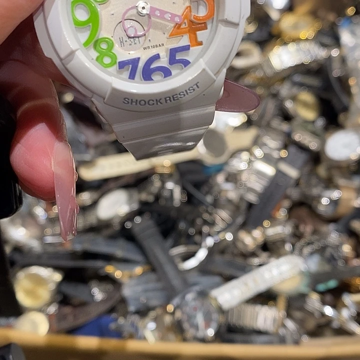 小***叁中古香水项链手链耳饰耳钉锆石（处理）