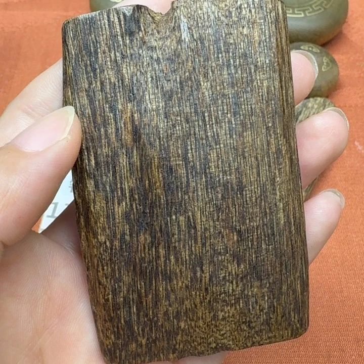 大叶紫檀（黑酸枝木类）