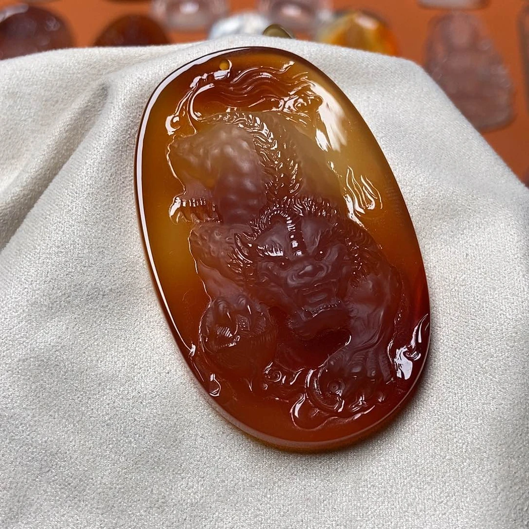 玛瑙/玉髓颈饰未镶嵌流*雨