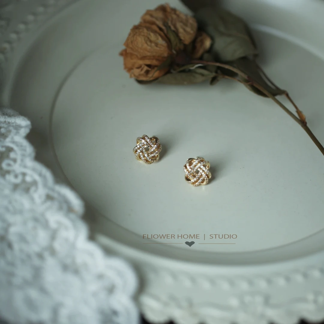 铜合金耳饰 精致高质感缠绕闪亮时尚耳环耳钉气质小众F1617