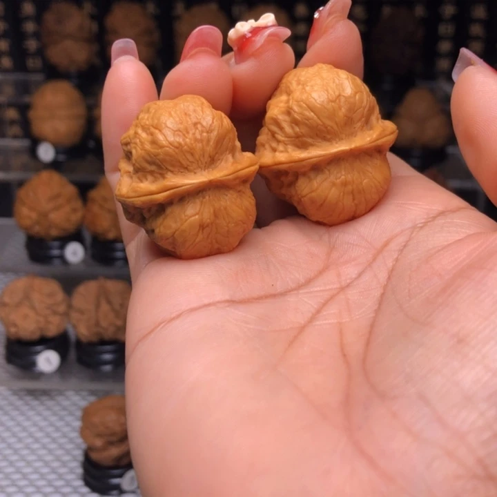 橄榄核吊坠71玉龙金蟾