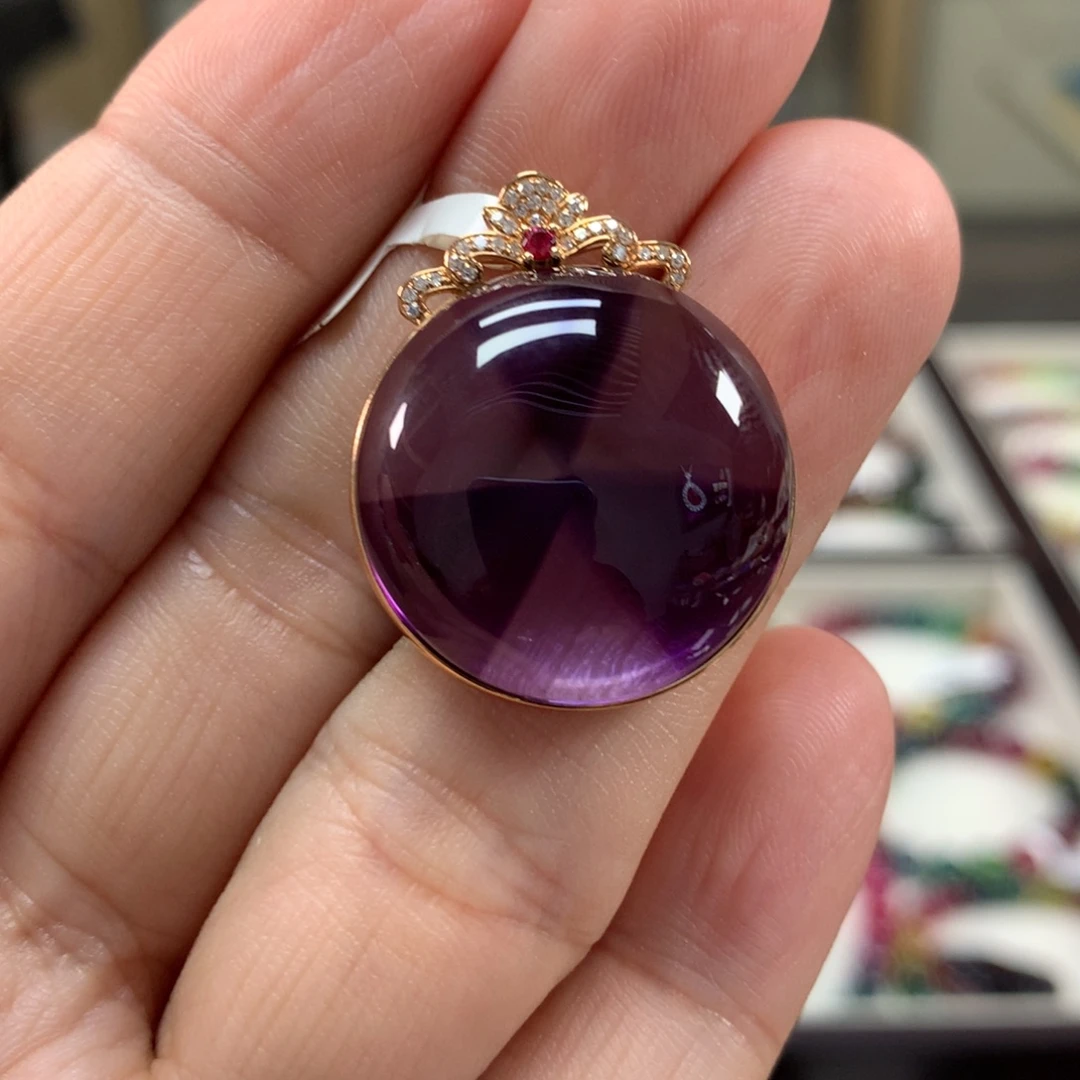 18K金镶嵌颈饰紫晶吊坠