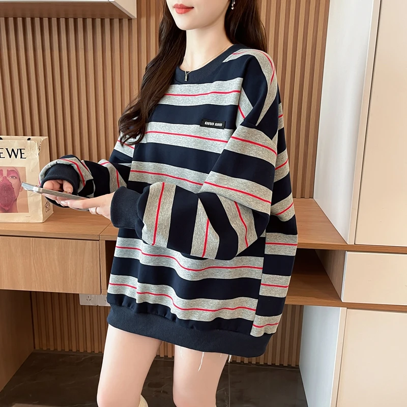 圆领拼色条纹长袖卫衣女2025新款早秋季宽松显瘦打底衫内搭上衣服