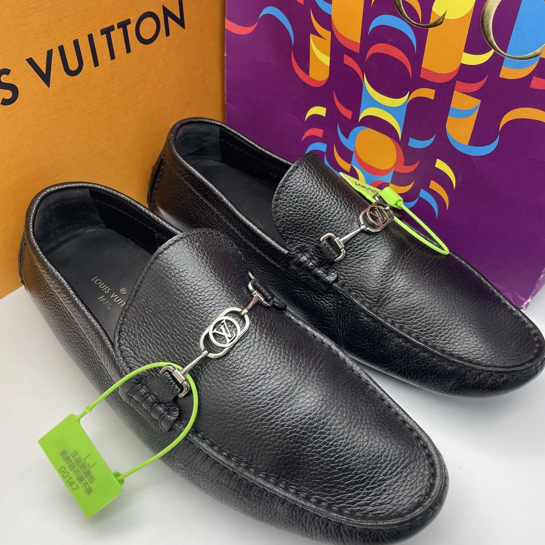 95新 LouisVuitton/路易威登 /40码/二手男士 黑色舒适休闲豆豆鞋