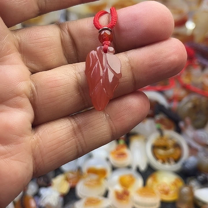 玛瑙/玉髓未镶嵌颈饰