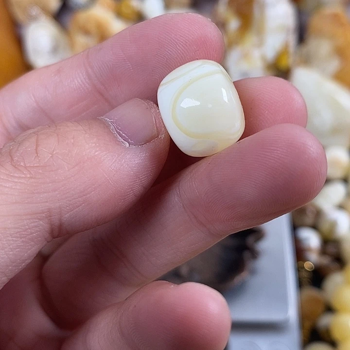 琥珀未镶嵌裸石我