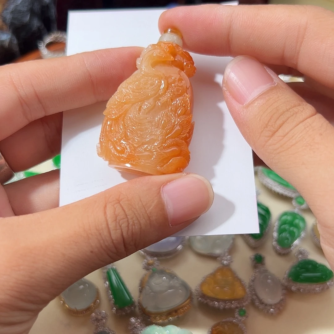 翡翠未镶嵌颈饰鎏金粉冰红黄翡宝瓶吊坠鼻烟壶51-30-14