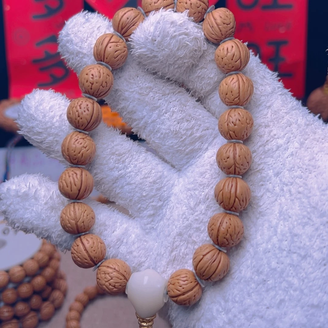 桃核手串1.3野生金蝉子手持