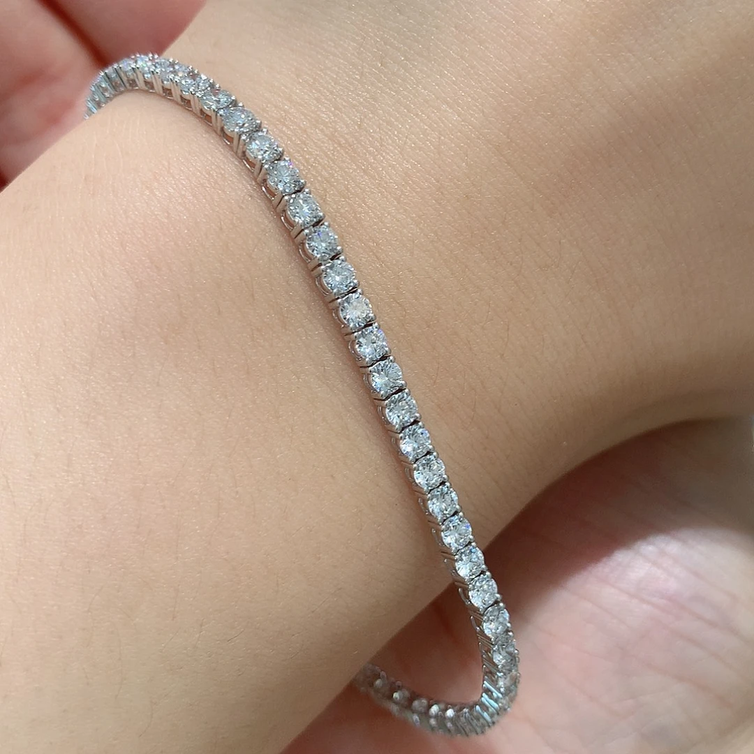 R***t18K金镶嵌实验室培育钻石单颗8分16手围