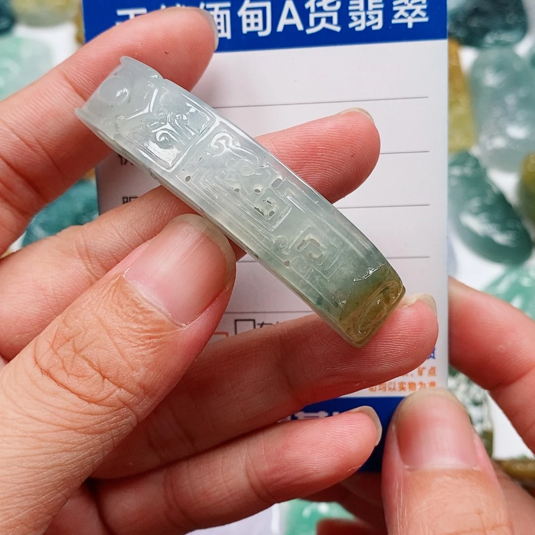 颈饰未镶嵌翡翠仿古手牌
