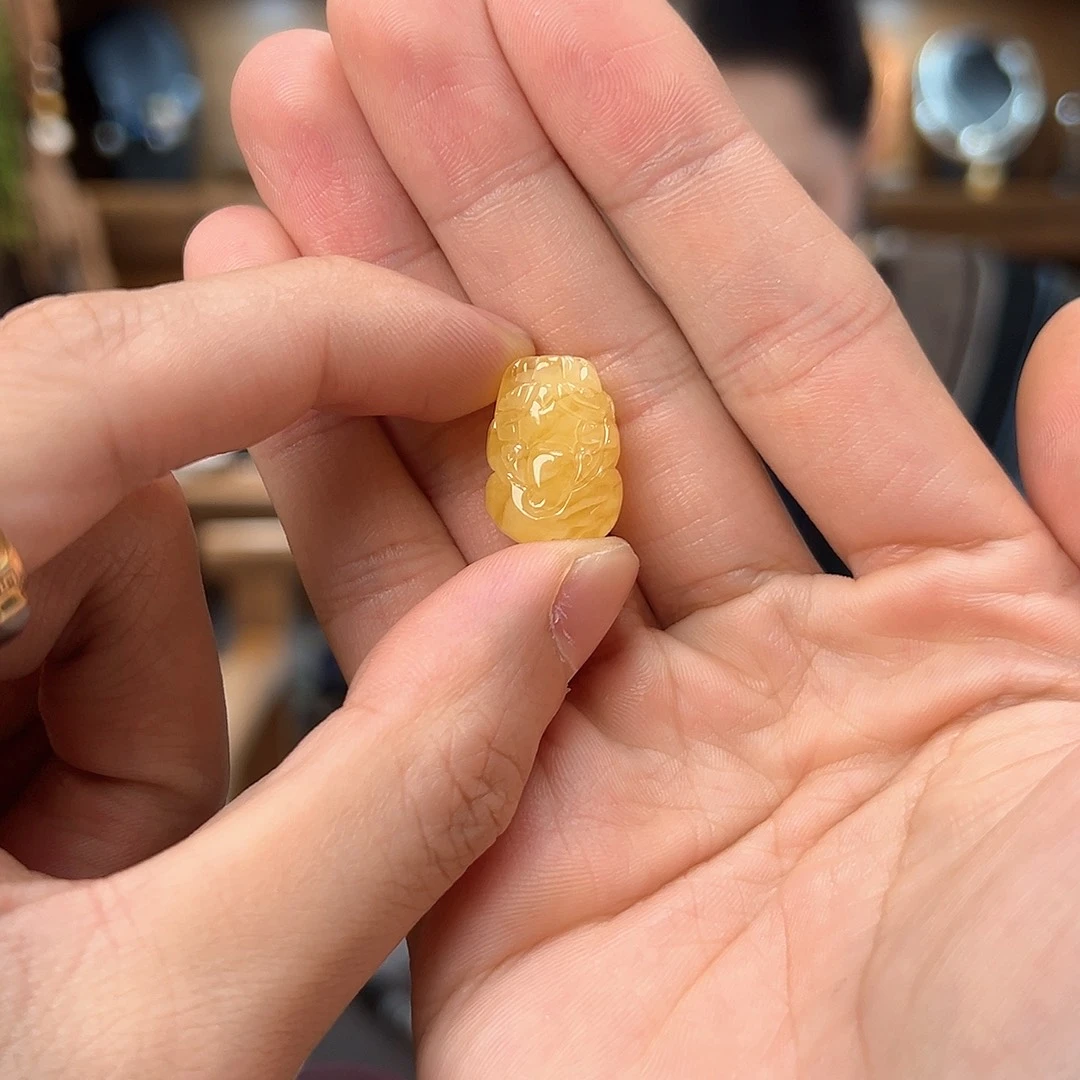 可***俊蜜蜡未镶嵌吊坠(不含链)蜜蜡