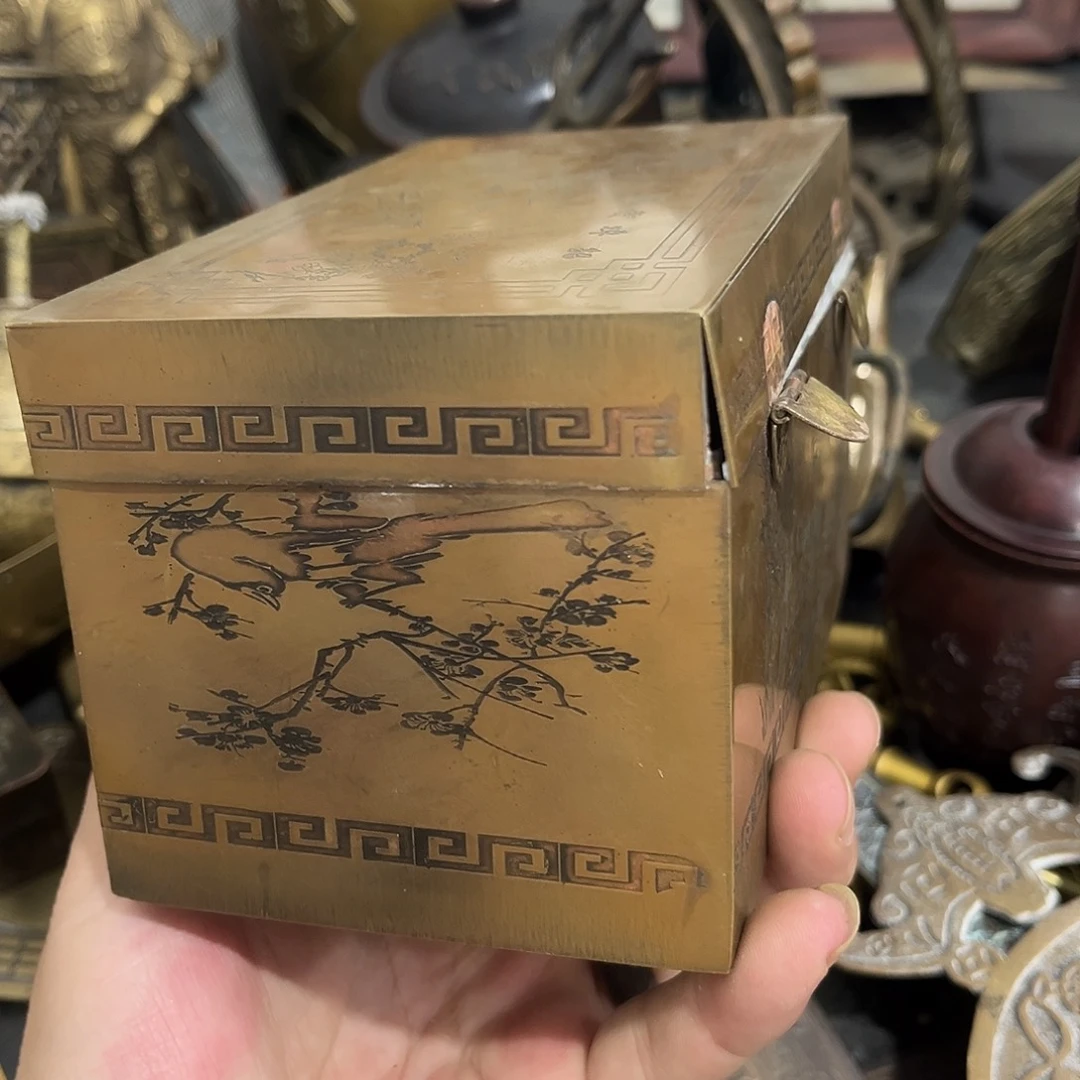 长***长闪电购铜摆件工艺品