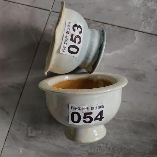 芜***景德镇手工高温陶瓷，中号两只盆福利不退不换