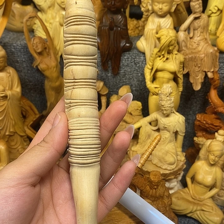 黄杨木黄杨木瑕疵冬虫夏草