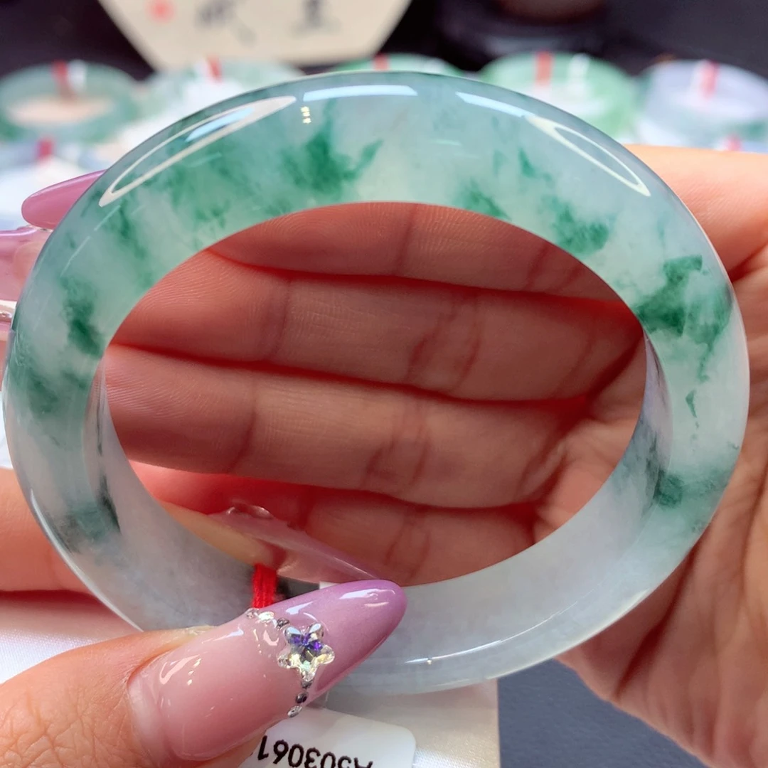 翡翠手镯未镶嵌正圈38号66