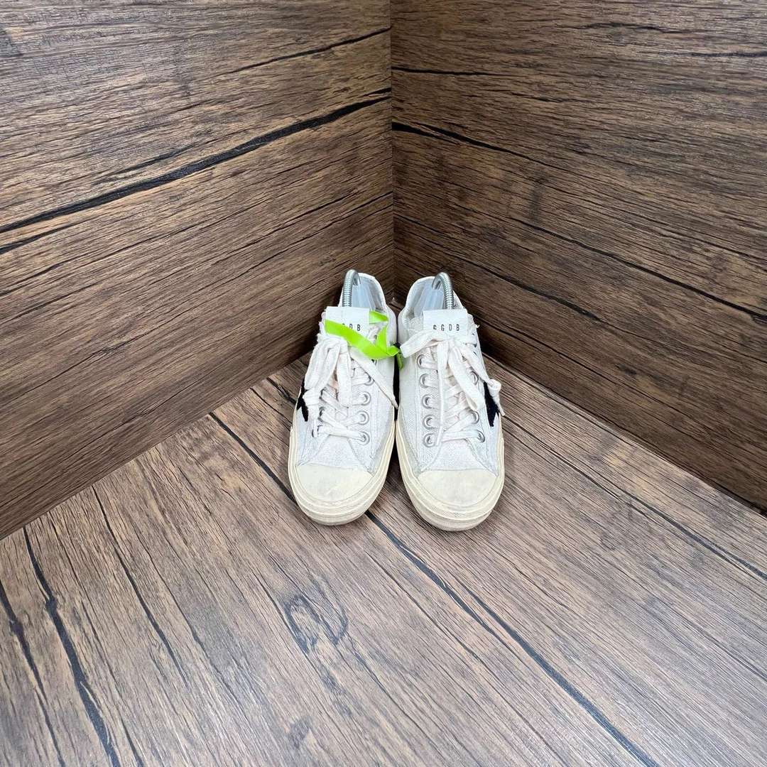 95新 GOLDEN GOOSE GGDB 白黑帆布板鞋 35码/95新/无配件