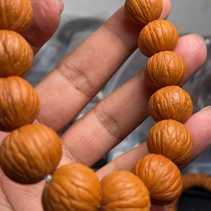 猴头核桃吊坠文玩手串