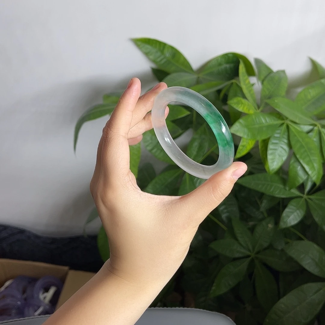 K***/玉半山半水一口翠细圆条 53 kiki