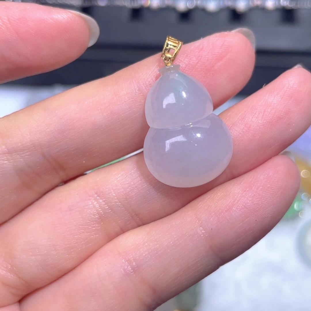 颈饰18K金镶嵌翡翠翡翠