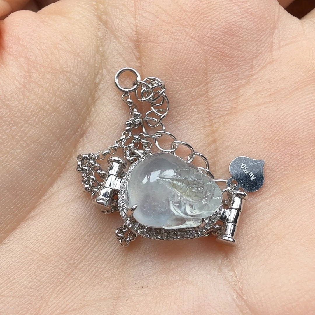 颈饰18K金镶嵌翡翠