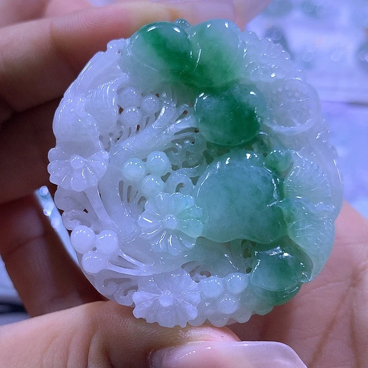 翡翠未镶嵌颈饰天然翡翠A货吊坠