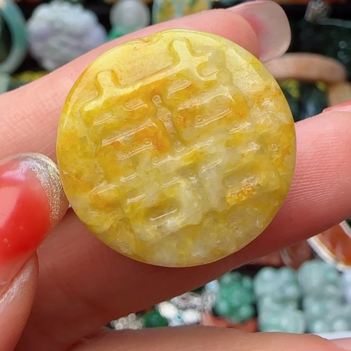 翡翠颈饰未镶嵌、*渡天然A货