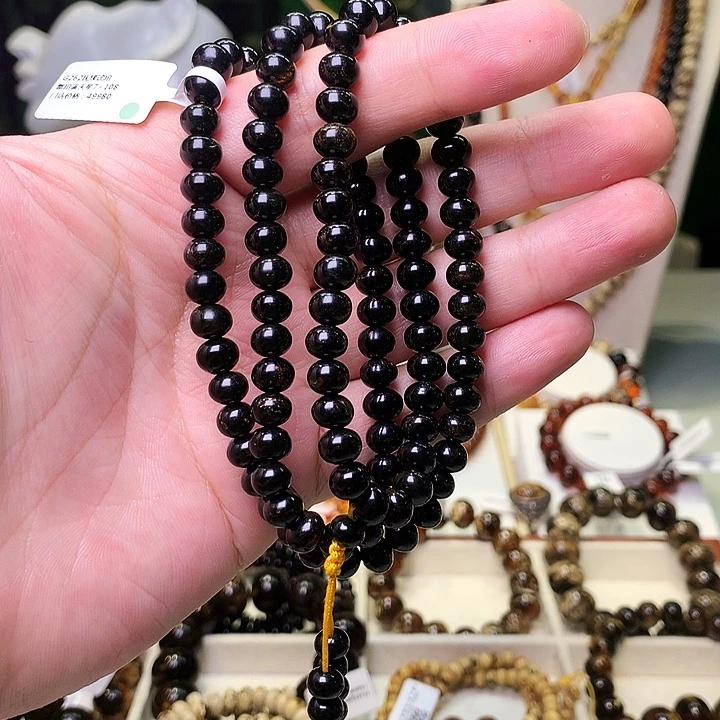 琥珀未镶嵌裸石抚顺琥珀262