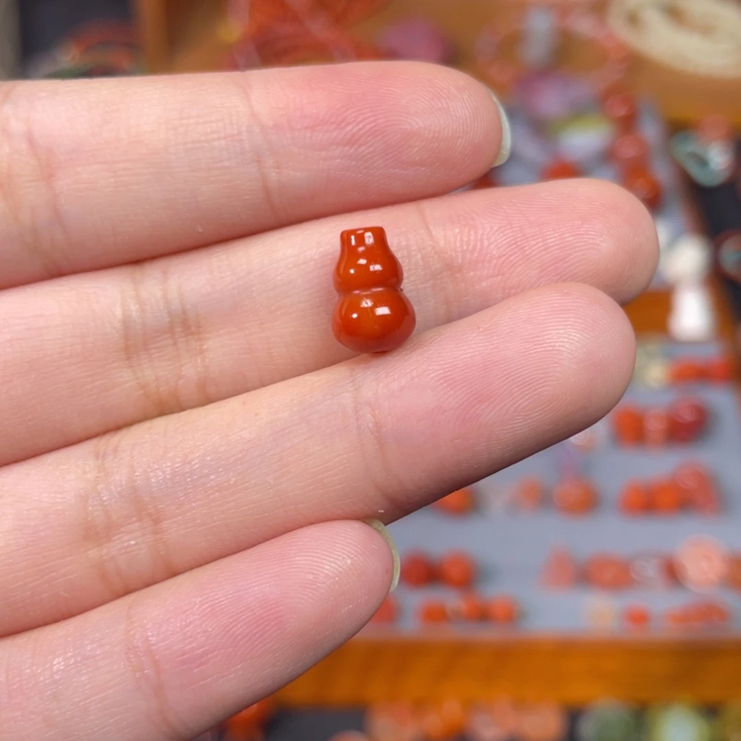 未镶嵌葫芦满色满肉南红玛瑙