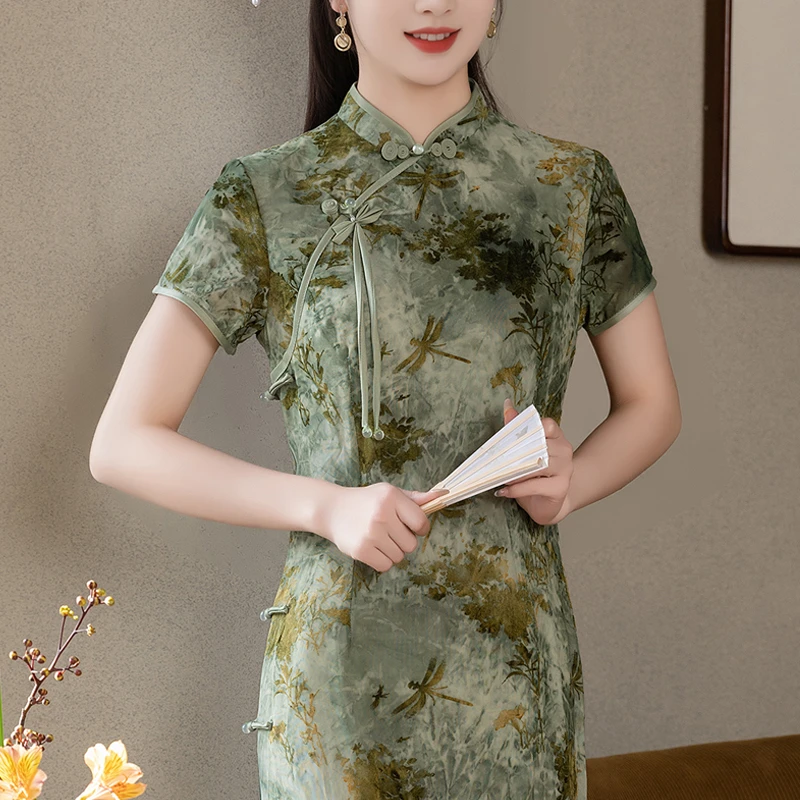 新中式旗袍2025夏季老上海素雅国风改良礼服绿色日常可穿新款裙子