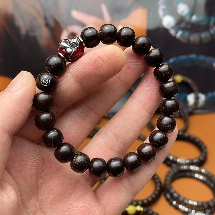 待***…椰蒂手串10✖️9老行恶僧