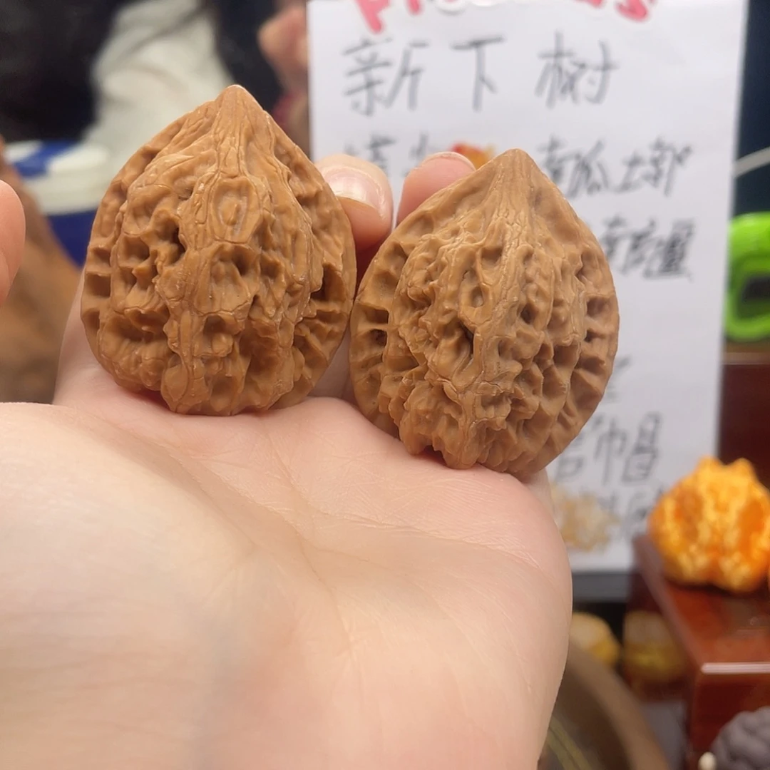 桃核吊坠全品40老树鸡心