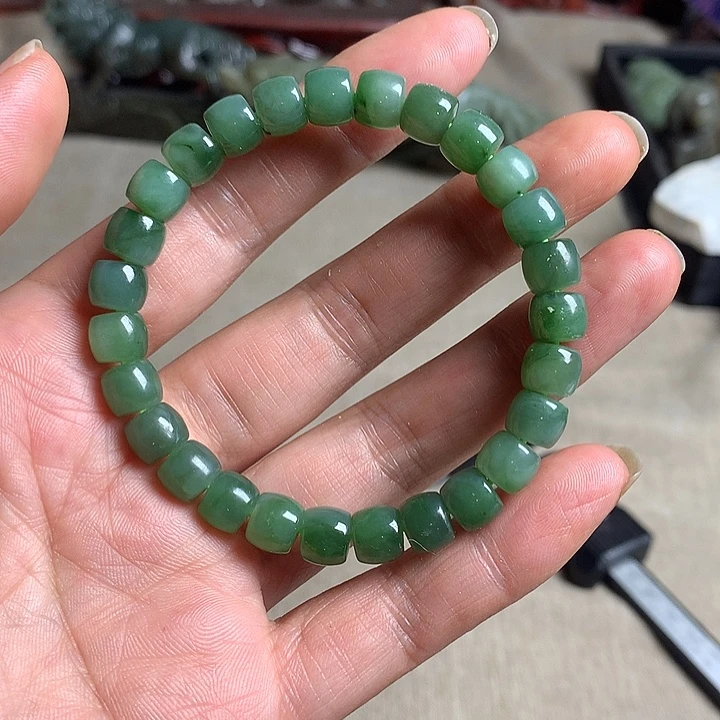 和田玉（糖玉）未镶嵌手镯