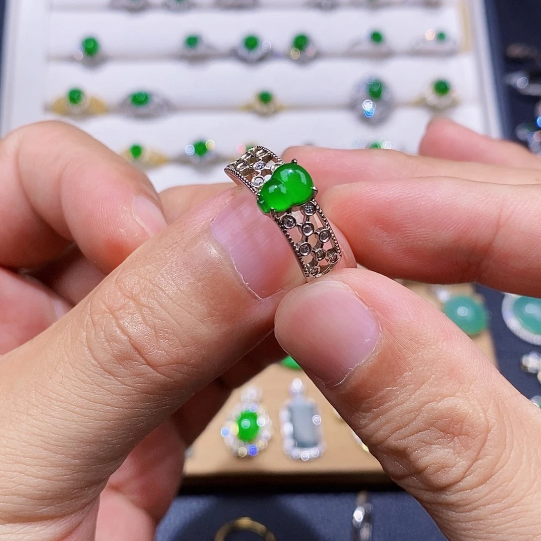 银S925镶嵌戒指翡翠戒指
