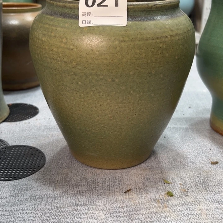 Y****景德镇陶瓷手工制作