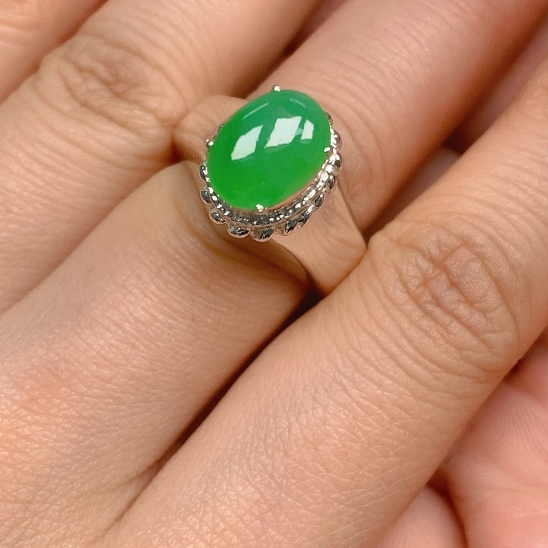 翡翠戒指未镶嵌翡翠