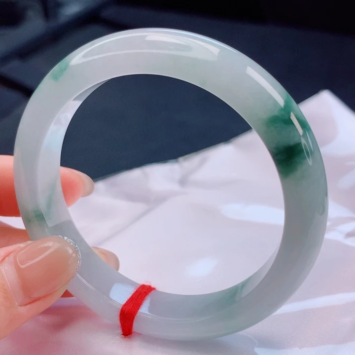 翡翠未镶嵌手镯57。58