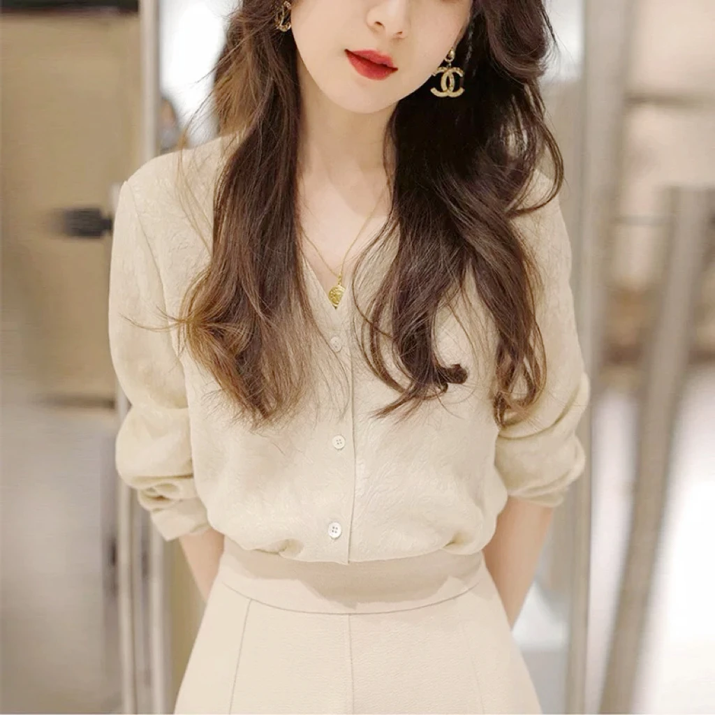 96 宫廷感绣花精致优雅长袖国风衬衫（A14）