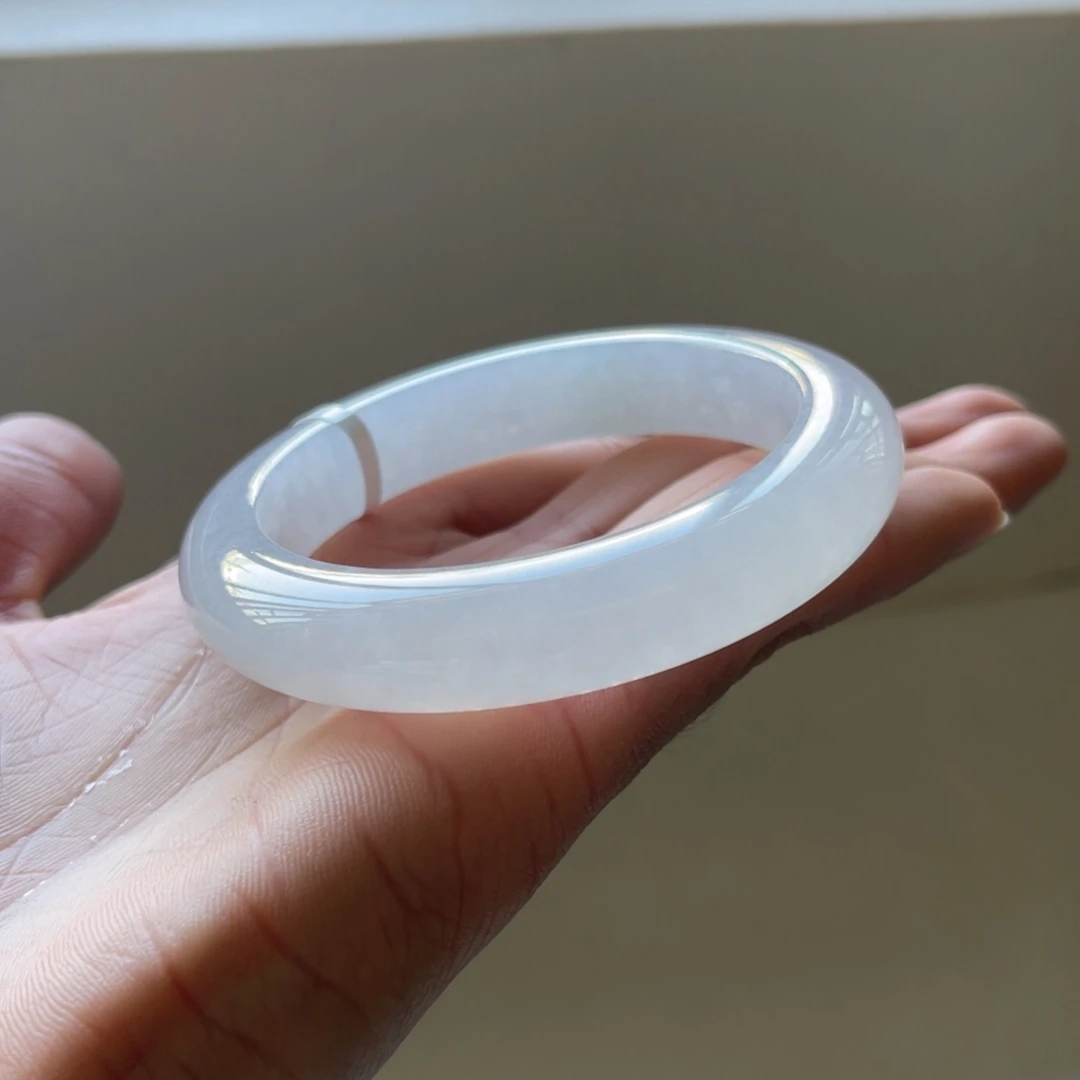 翡翠未镶嵌手镯54.8圈三天鉴赏期