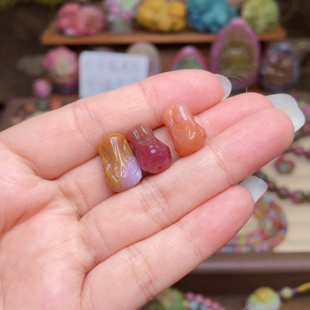 玛瑙/玉髓未镶嵌珠宝半成品盐源玛瑙618白菜