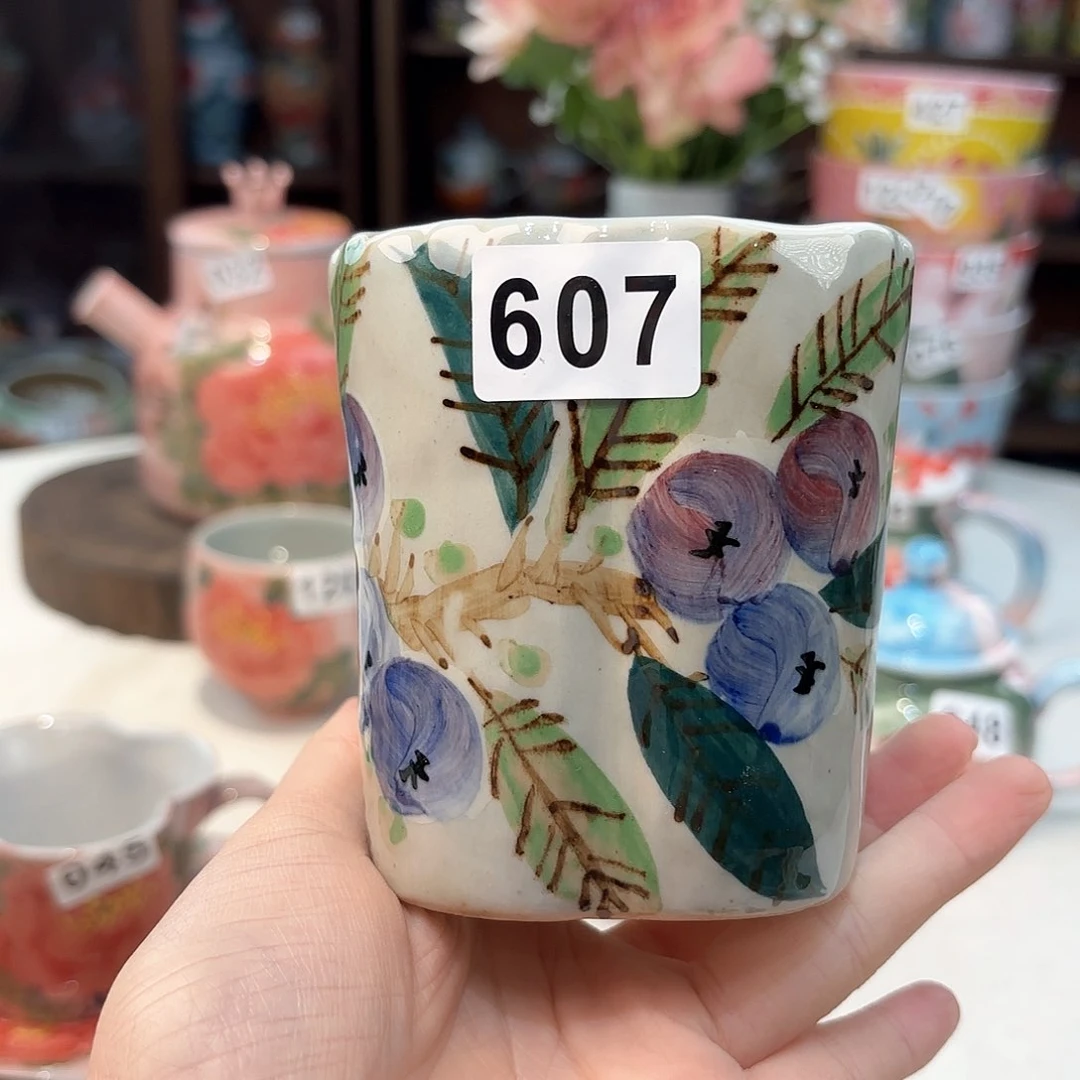 瓷片兔兔好可爱啊我