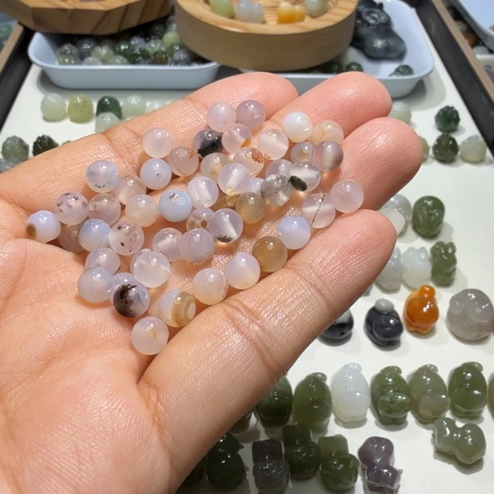 未镶嵌和田玉珠宝半成品卡六50颗